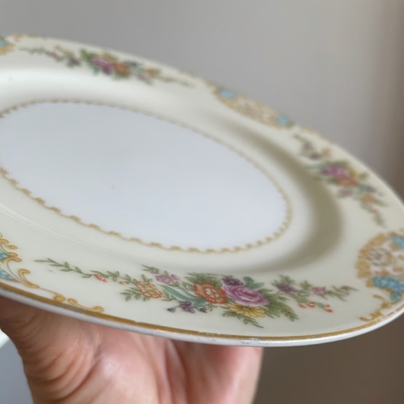 RARE Noritake China Bread or Salad Plate, Small Plate, Floral Spray, Gold Trim - Picture 4 of 7